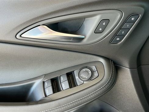 New 2026 Buick Encore GX Avenir w/ Avenir Technology Package image 13