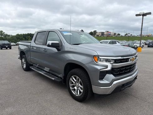 Used 2023 Chevrolet Silverado 1500 LT AWD/4WD image 10