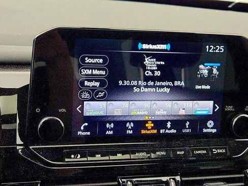 Used 2025 Nissan Pathfinder Platinum w/ Cargo Package AWD/4WD image 18