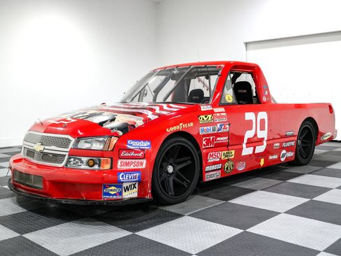Used 1996 Chevrolet S10 Pickup LS RWD image 3