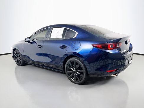 Used 2025 MAZDA MAZDA3 s FWD image 8