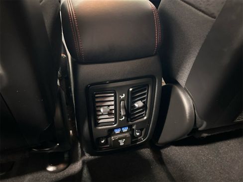 Used 2024 Dodge Durango R/T image 30
