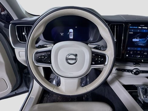 Used 2024 Volvo XC60 B5 Ultimate w/ Protection Package Premier image 13