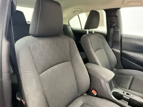 Used 2023 Toyota Corolla LE FWD image 13