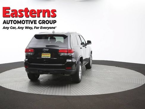 Used 2021 Jeep Grand Cherokee Laredo AWD/4WD image 41