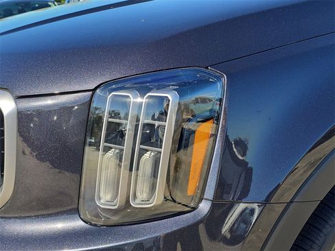 New 2025 Kia Telluride EX image 10