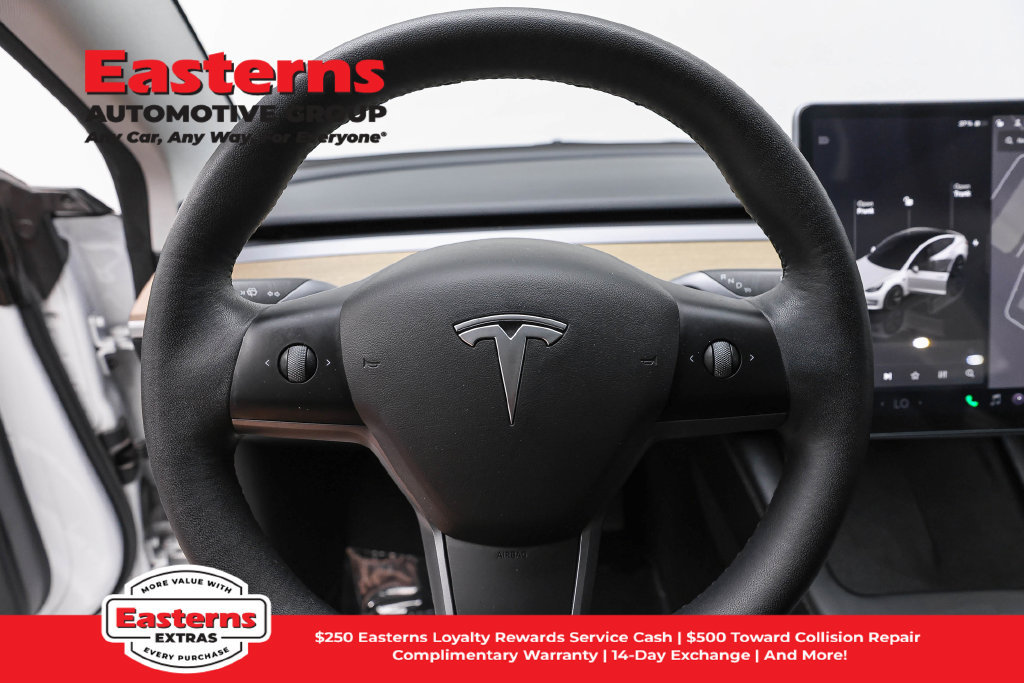 Used 2022 Tesla Model 3 Long Range AWD/4WD image 11