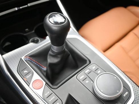 Used 2023 BMW M2 RWD image 7