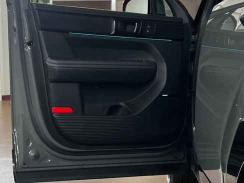 Used 2024 Hyundai Santa Fe Calligraphy image 14