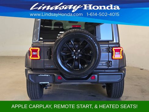 Used 2025 Jeep Wrangler Unlimited Sahara AWD/4WD image 6