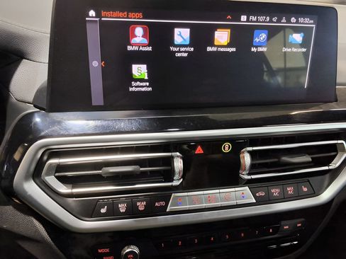 Used 2022 BMW X4 xDrive30i AWD/4WD image 25