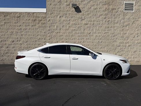 Used 2023 Lexus ES 350 F Sport w/ Accessory Package (Z2) image 2