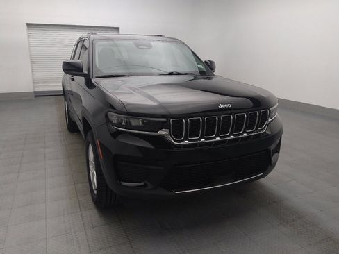 Used 2023 Jeep Grand Cherokee Laredo RWD image 14