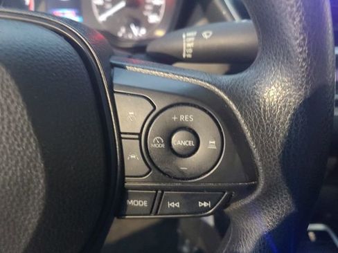 Used 2024 Toyota Corolla LE image 21