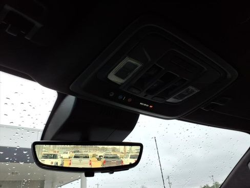 Used 2025 GMC Sierra 2500 Denali Ultimate image 30