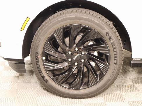 New 2025 Lincoln Navigator Reserve w/ Jet Appearance Package image 19