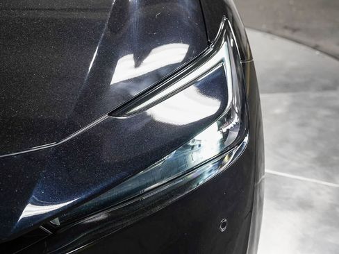Certified 2023 Toyota Prius XLE FWD image 7