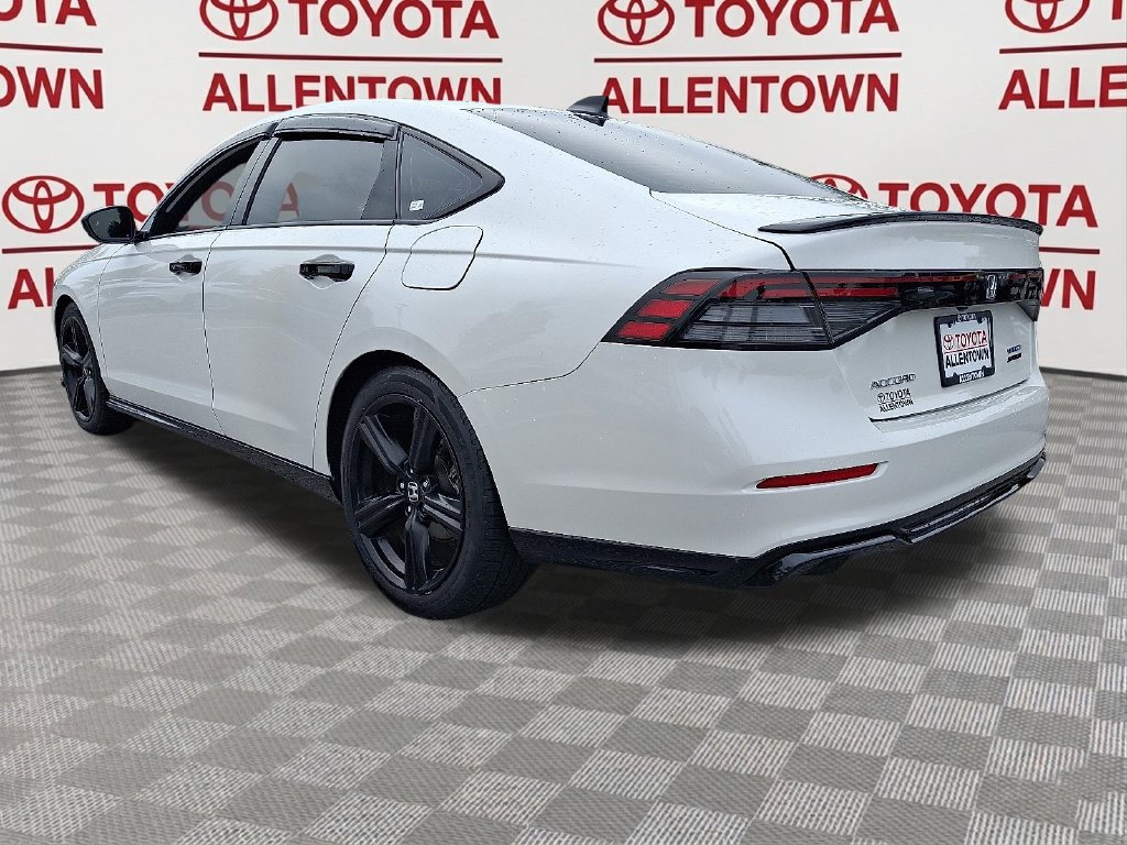 Used 2025 Honda Accord Sport image 5