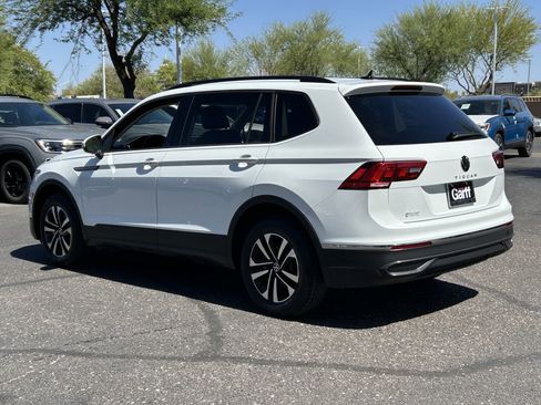 Used 2023 Volkswagen Tiguan S FWD image 3