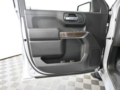 Used 2020 Chevrolet Silverado 1500 RST AWD/4WD image 18