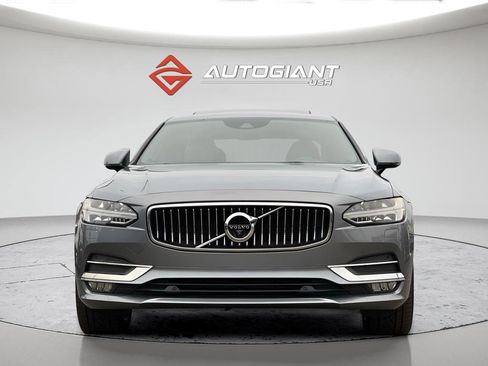 Used 2017 Volvo S90 T5 Inscription w/ Vision Package image 12