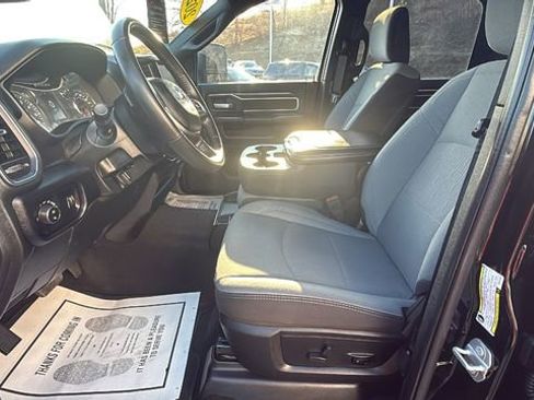 Used 2024 RAM 2500 Big Horn w/ Bed Utility Group AWD/4WD image 17