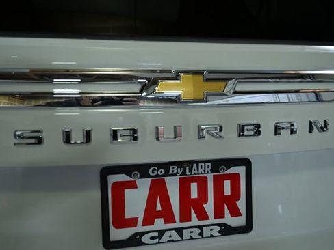 Used 2024 Chevrolet Suburban LT AWD/4WD image 10