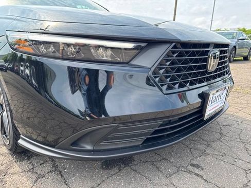 Used 2025 Honda Accord Sport image 28