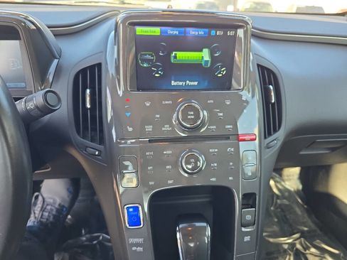 Used 2011 Chevrolet Volt Premium w/ Premium Trim Package FWD image 22