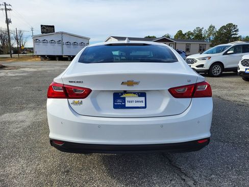 Used 2024 Chevrolet Malibu LT image 4