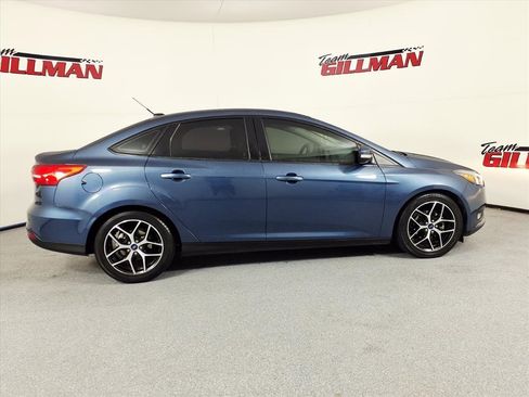 Used 2018 Ford Focus SEL image 5