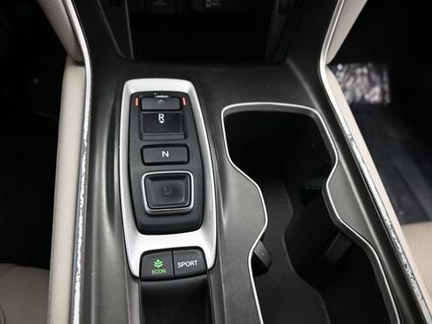 Used 2018 Honda Accord EX-L image 12