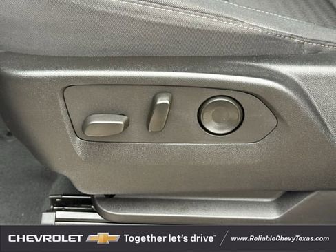 Used 2024 Chevrolet Silverado 2500 LT AWD/4WD image 31