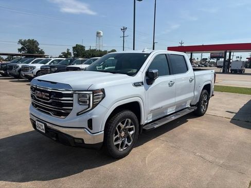 New 2026 GMC Sierra 1500 SLT w/ SLT Premium Plus Package AWD/4WD image 2