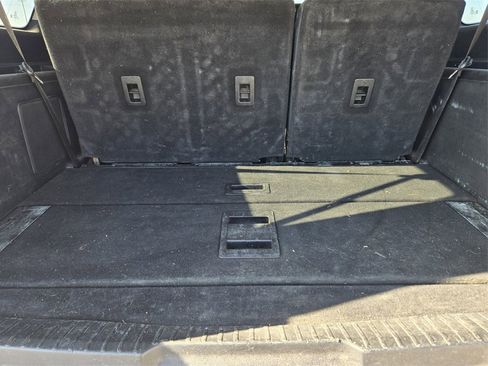 Used 2019 Ford Expedition Max Platinum image 32