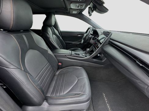 Used 2019 Toyota Avalon XSE w/ Carpet Mat Package image 20