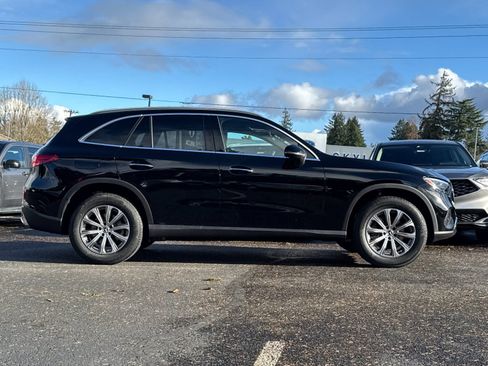 New 2026 Mercedes-Benz GLC 300 4MATIC image 3