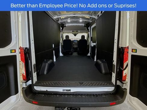 New 2026 Ford Transit 250 148 Medium Roof w/ Load Area Protection Package RWD image 22