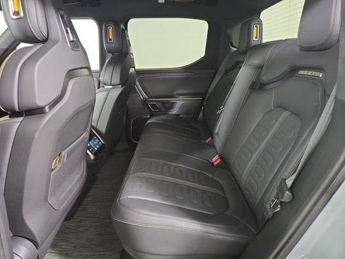 Used 2024 Rivian R1T Adventure AWD/4WD image 21