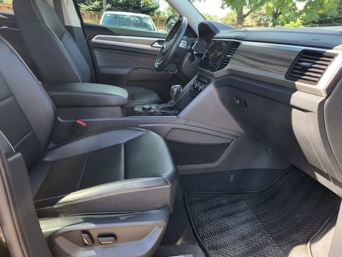 Used 2022 Volkswagen Atlas SEL image 15