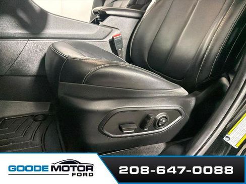 Used 2021 Jeep Grand Cherokee L Limited AWD/4WD image 11