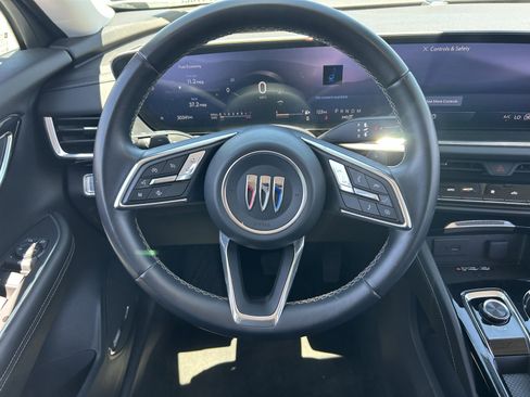 Certified 2024 Buick Envision Preferred AWD/4WD image 22