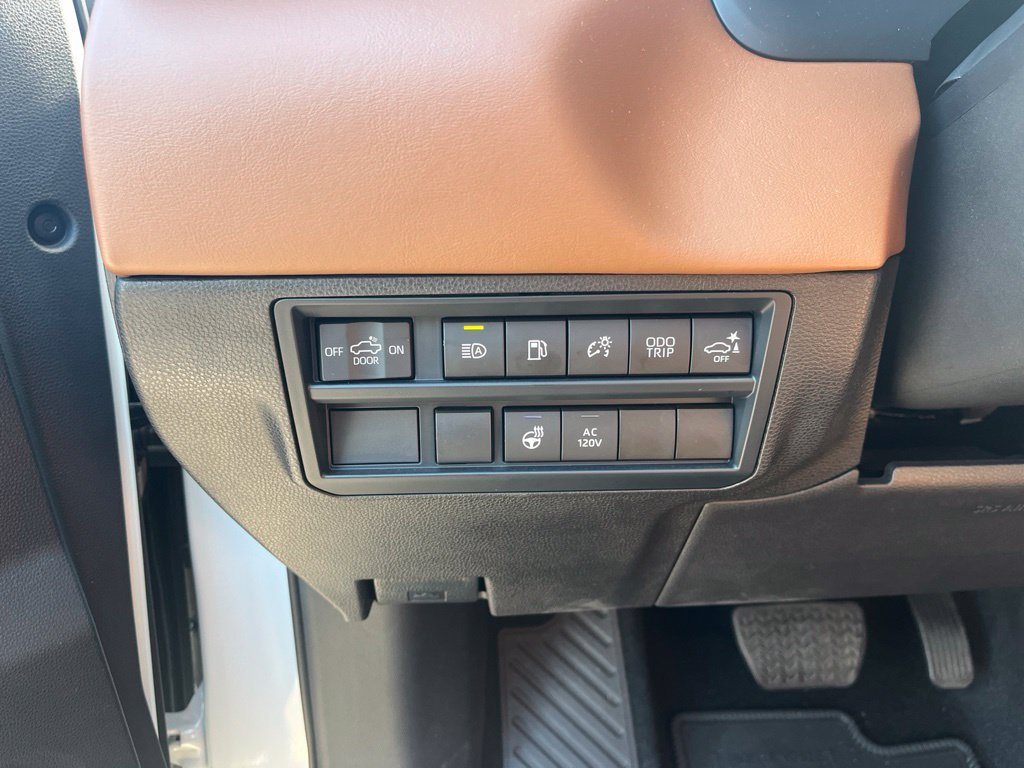 Used 2025 Toyota Tundra 1794 Edition w/ Tow Tech Package AWD/4WD image 20