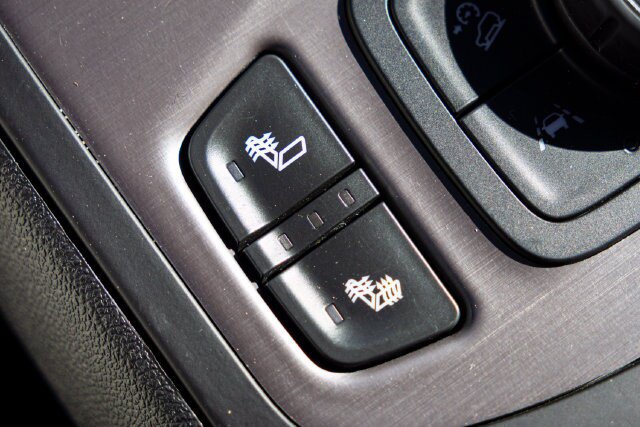 Certified 2024 GMC Terrain AT4 w/ Infotainment Package II AWD/4WD image 42