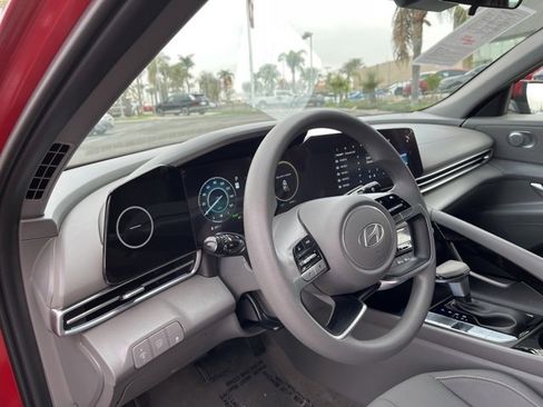 Certified 2024 Hyundai Elantra Blue image 15