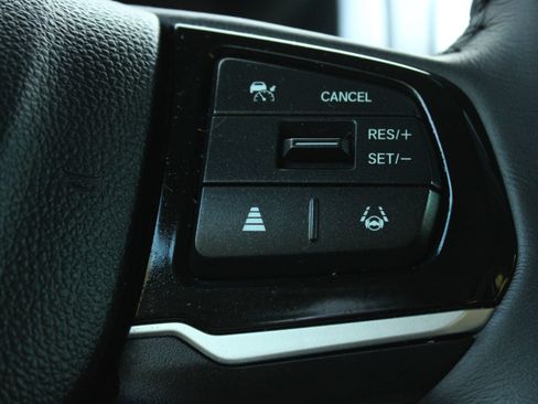 Used 2025 Honda Odyssey Touring image 37