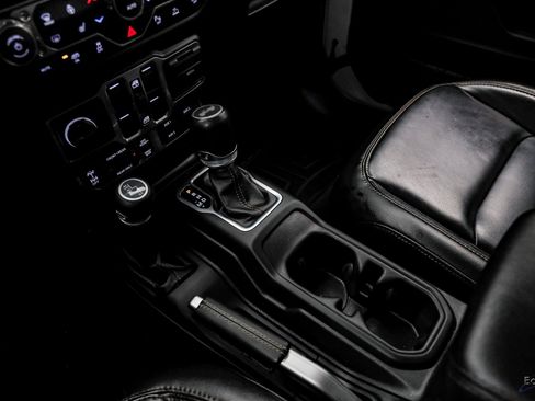 Used 2022 Jeep Wrangler Unlimited Rubicon w/ Xtreme Recon 35" Tire Package image 55