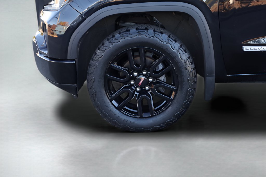 Used 2020 GMC Sierra 1500 Elevation AWD/4WD image 3