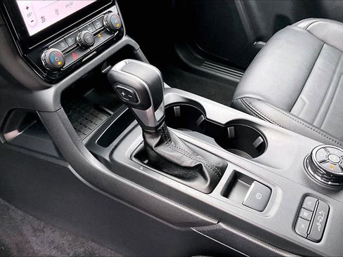 Used 2025 Ford Ranger Lariat w/ FX4 Off-Road Package image 14