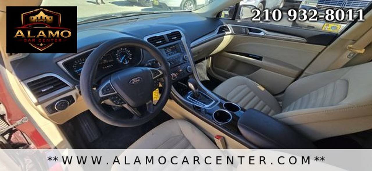 Used 2013 Ford Fusion SE FWD image 33